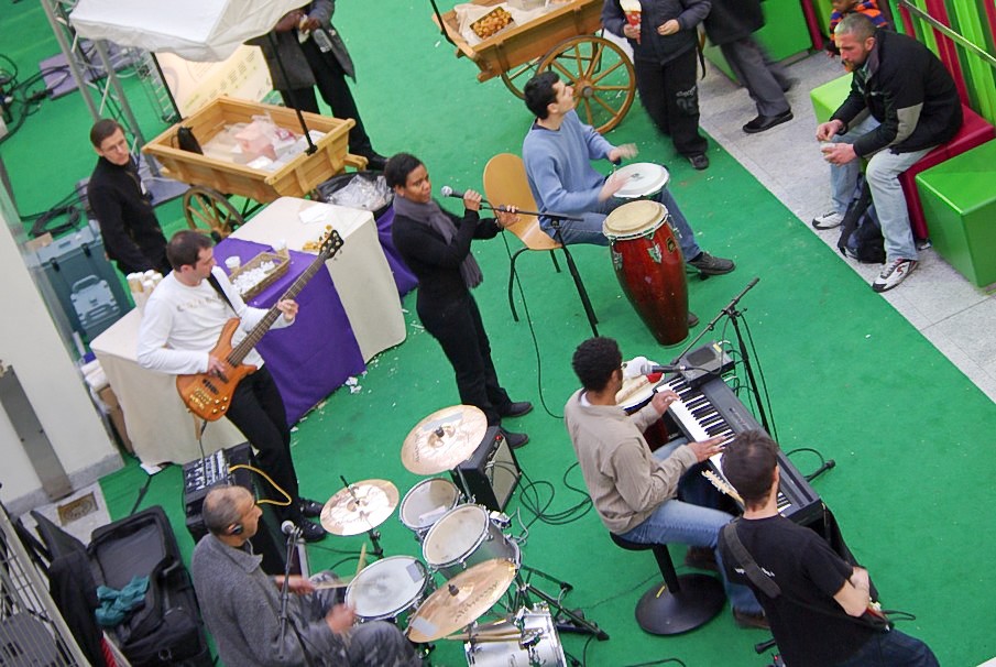 Evry Daily Photo - Concert Ebena Inauguration Gare Evry Centre 215.jpg